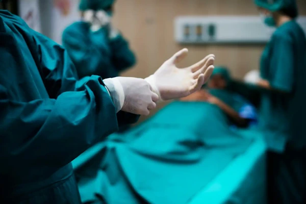 Lifting brasileño pero BBL 10 Hair transplant treatment in Istanbul Turkiye 1